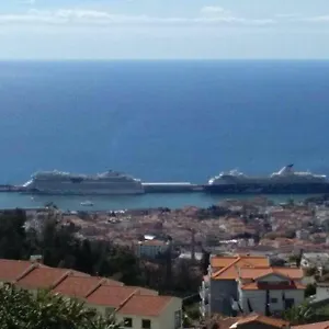 https://house-joel-sonia.madeira-islandshotels.com